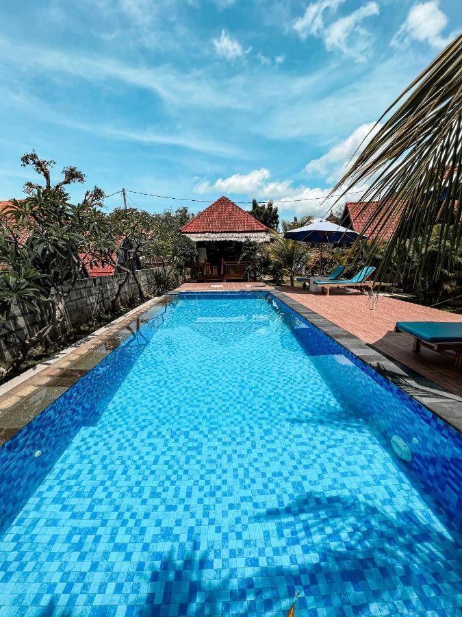 Gayatri Bungalows Batununggul Exterior photo